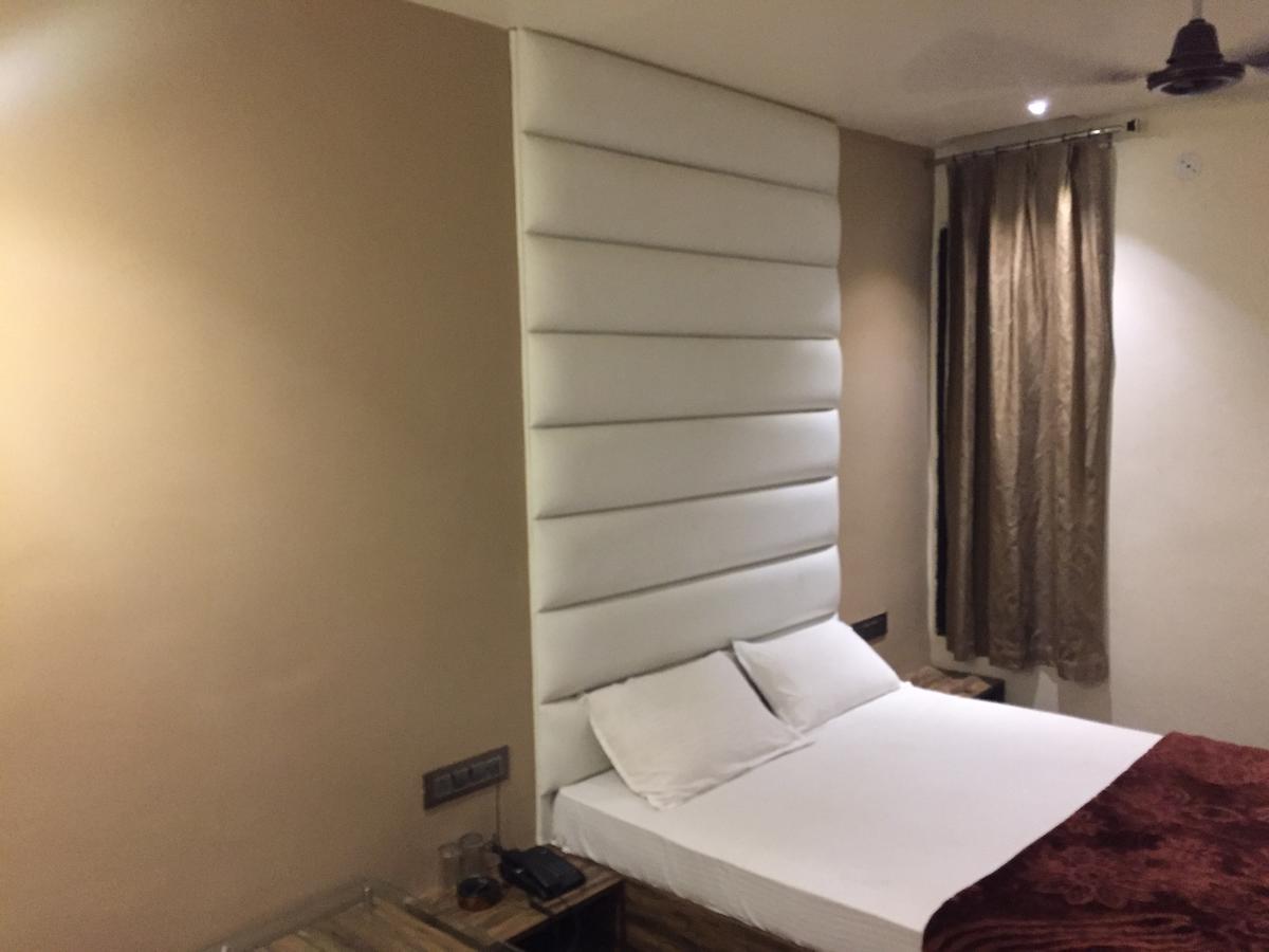 Hotel Shiva Sehore Eksteriør bilde